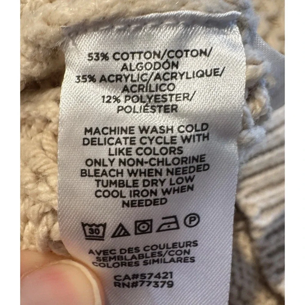 Ann Taylor smoke free